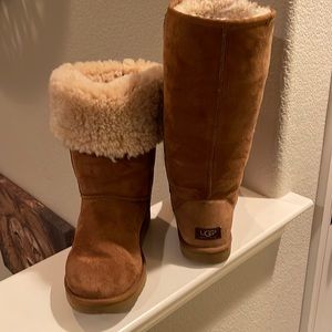Authentic Ugg Size 11 High Boots!!